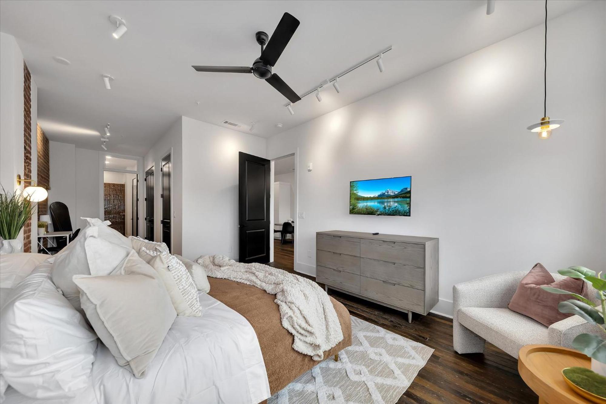 Appartement New Construction Loft Style Spacious Lux 204